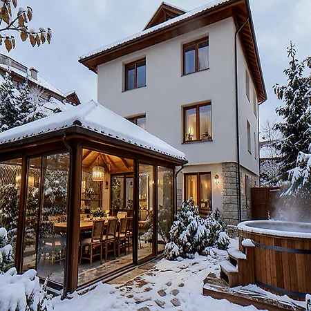 Dinko In * Bansko